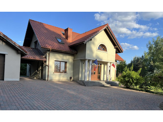 Dom białostocki
Dobrzyniewo Duże Na sprzedaż 1 250 000 PLN 185 m2 