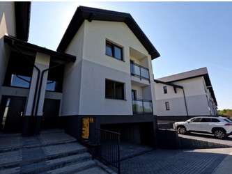 Dom małopolskie
Kraków
Nowa Huta Na sprzedaż 2 079 000 PLN 280 m2 