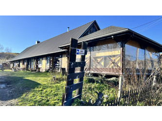 Dom podkarpackie
sanocki
Komańcza
Smolnik Na sprzedaż 1 530 000 PLN 250 m2 