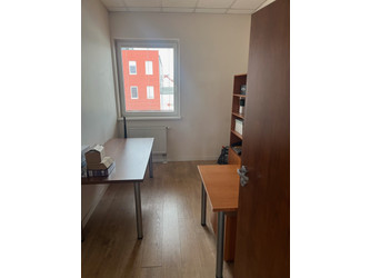 Lokal wielkopolskie
Poznań
Górczyn Do wynajęcia 12 000 PLN 550 m2 