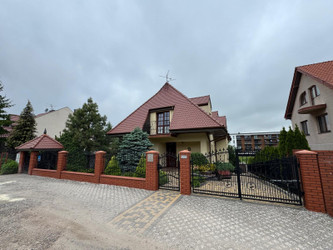 Dom lubelskie
Lublin
Ponikwoda Na sprzedaż 1 990 000 PLN 221,1 m2 