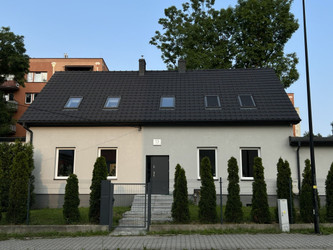 Biuro śląskie
Gliwice
Trynek Do wynajęcia 1476 PLN 190 m2 