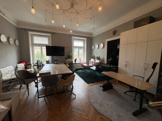 Biuro małopolskie
Kraków
Stare Miasto Do wynajęcia 22 000 PLN 310 m2 