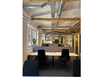 Biuro małopolskie
Kraków
Stare Miasto Do wynajęcia 16 500 PLN 120 m2 