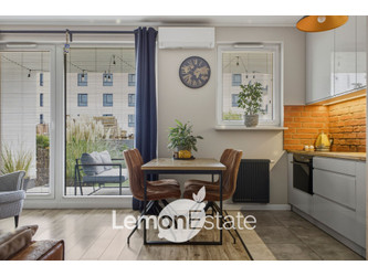 Mieszkanie mazowieckie
Warszawa
Targówek
Targówek Fabryczny Na sprzedaż 949 000 PLN 60 m2 