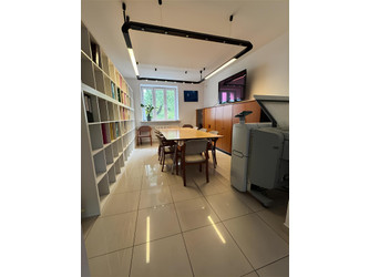 Biuro mazowieckie
Warszawa
Mokotów Do wynajęcia 8000 PLN 92 m2 