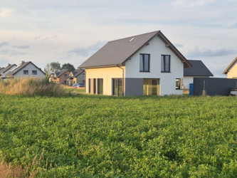 Dom śląskie
mikołowski
Orzesze Na sprzedaż 899 000 PLN 141,45 m2 
