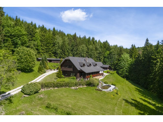 Dom Na sprzedaż 9 812 771 PLN 810 m2 