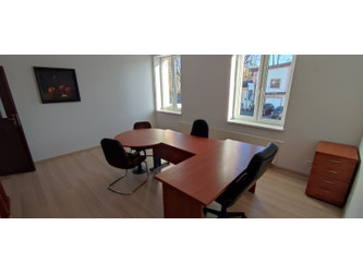 Biuro dolnośląskie
Jelenia Góra
Śródmieście Do wynajęcia 1100 PLN 25 m2 