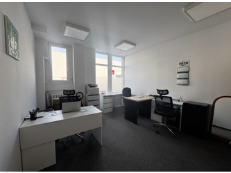 Biuro świętokrzyskie
Kielce Do wynajęcia 1700 PLN 18 m2 