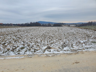 Działka świętokrzyskie
kielecki
Górno
Bęczków Na sprzedaż 300 000 PLN 6100 m2 