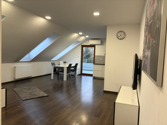 Mieszkanie śląskie
Gliwice
Żerniki Na sprzedaż 720 000 PLN 73,29 m2 