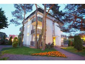 Hotel zachodniopomorskie
gryficki
Trzebiatów
Mrzeżyno Na sprzedaż 10 005 000 PLN 2886 m2 