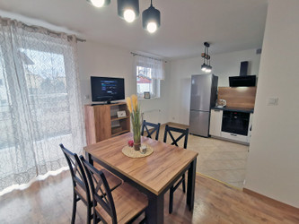 Mieszkanie śląskie
Bielsko-Biała
Kamienica Do wynajęcia 2300 PLN 52,5 m2 