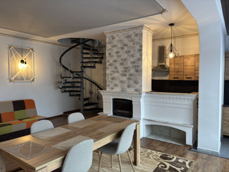 Mieszkanie wielkopolskie
Poznań
Junikowo Do wynajęcia 3300 PLN 77 m2 