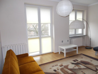 Mieszkanie mazowieckie
Warszawa
Śródmieście Do wynajęcia 2500 PLN 38 m2 