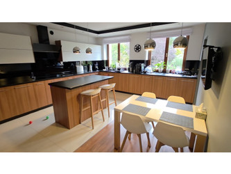 Dom łódzkie
Łódź
Widzew Na sprzedaż 2 550 000 PLN 430 m2 