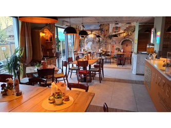 Lokal gastronomiczny małopolskie
tarnowski
Zakliczyn
Zakliczyn Do wynajęcia 2000 PLN 65 m2 