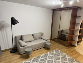 Mieszkanie mazowieckie
Warszawa
Śródmieście
Muranów Do wynajęcia 2800 PLN 32 m2 