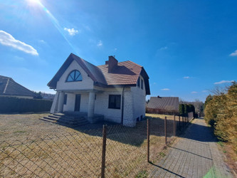 Dom małopolskie
olkuski
Wolbrom
Wolbrom Na sprzedaż 830 000 PLN 148 m2 
