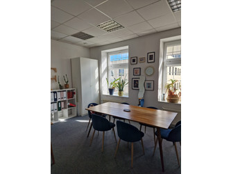 Biuro łódzkie
Łódź
Polesie
Stare Polesie Do wynajęcia 6300 PLN 210 m2 