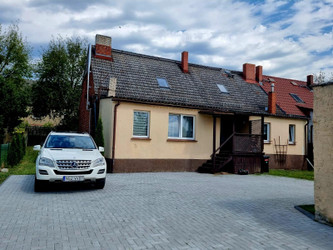 Dom Na sprzedaż 377 500 PLN 180 m2 