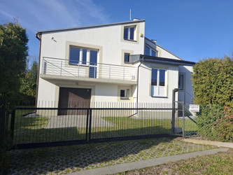 Dom podkarpackie
Rzeszów
Pobitno Na sprzedaż 1 690 000 PLN 283 m2 