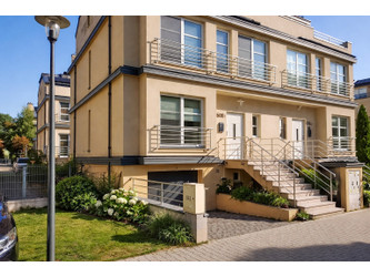 Dom mazowieckie
Warszawa
Wawer Do wynajęcia 9900 PLN 228 m2 