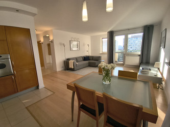 Mieszkanie mazowieckie
Warszawa
Wola Do wynajęcia 5300 PLN 72 m2 