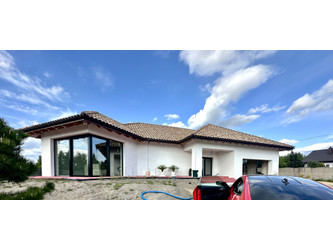 Dom łódzkie
pabianicki
Lutomiersk
Kazimierz Na sprzedaż 1 999 000 PLN 345 m2 