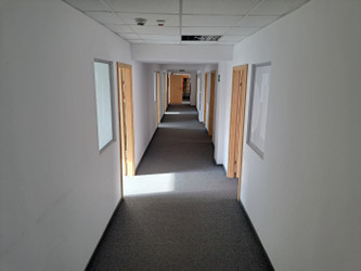 Biuro mazowieckie
Warszawa
Bielany
Placówka Do wynajęcia 16 770 PLN 325 m2 